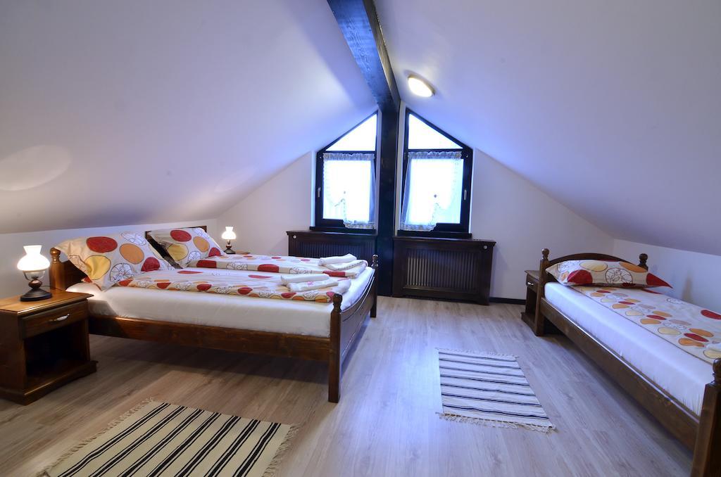 Отель Casa Stefania Телмачу Номер фото